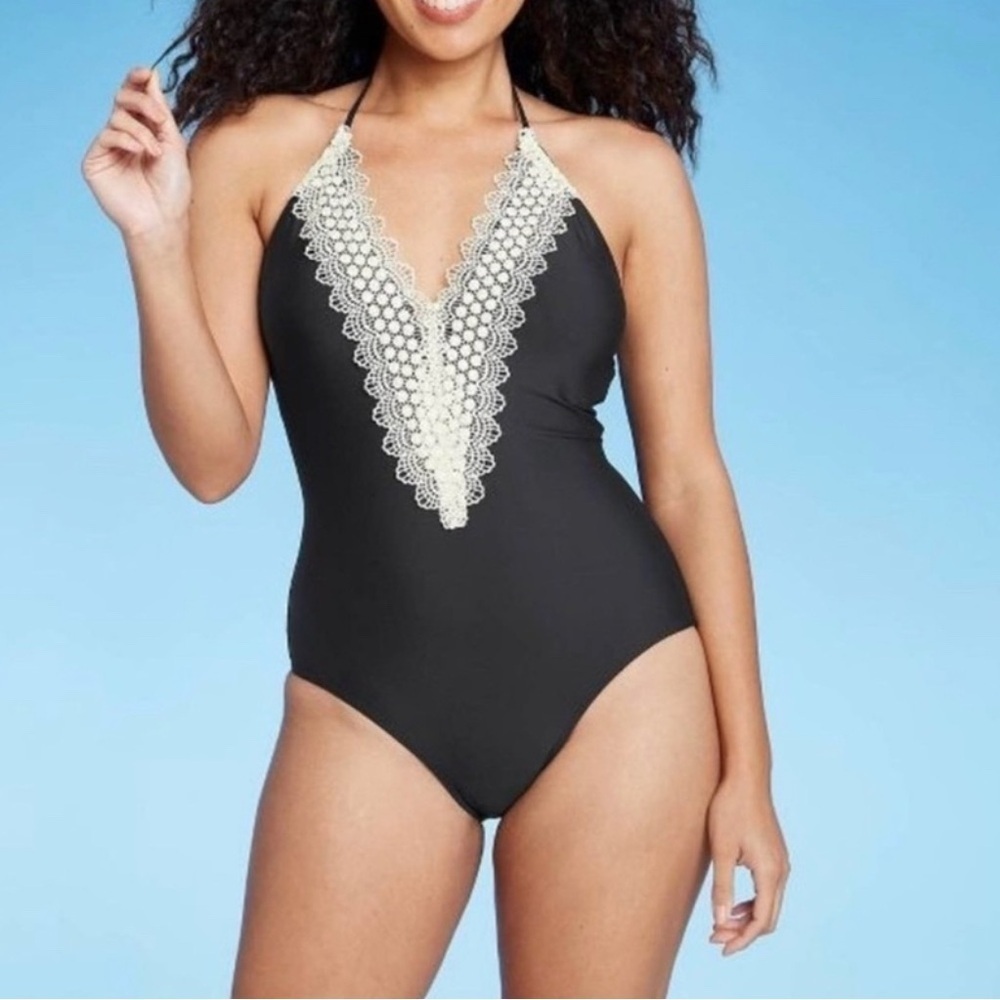 Sea Angel women’s black lace detail halter tie one piece swimsuit size large